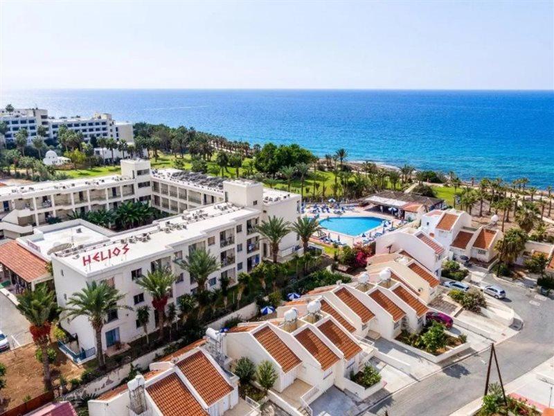 Helios 2 Paphos Exterior foto