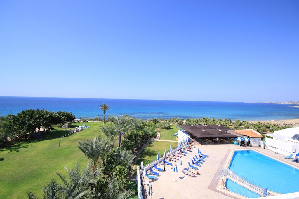Helios 2 Paphos Exterior foto