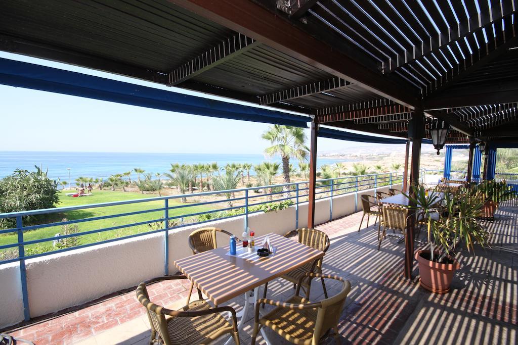 Helios 2 Paphos Exterior foto